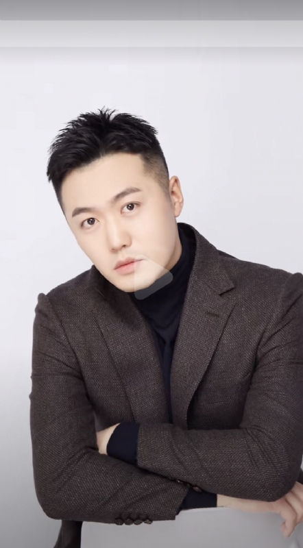 杨天枭的第三张照片--宁波相亲服务中心