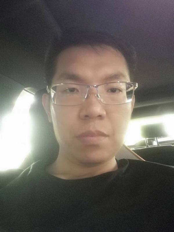 小黑包的第一张照片--宁波相亲服务中心