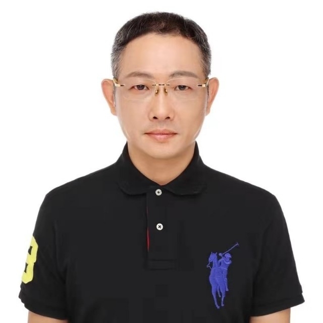 邱先森的第一张照片--宁波相亲服务中心