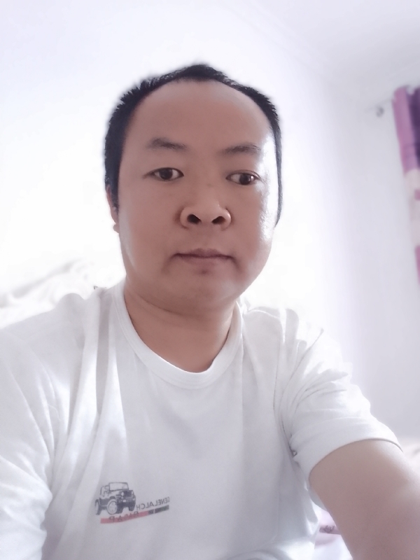 张家小伙子的第四张照片--宁波相亲服务中心