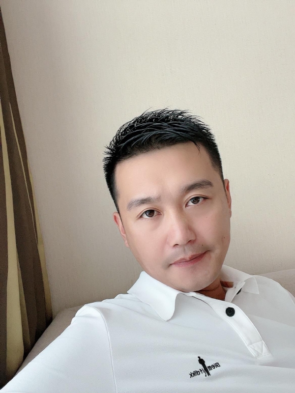 笑望人非的第一张照片--宁波相亲服务中心