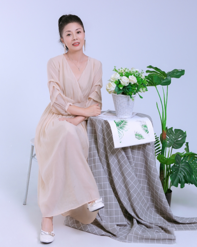 Anna的第一张照片--宁波相亲服务中心