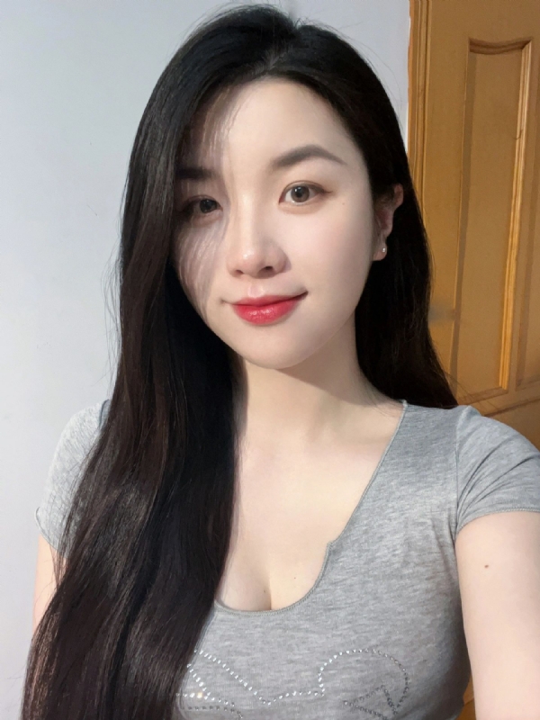 乔乔在寻爱的第一张照片--宁波相亲服务中心