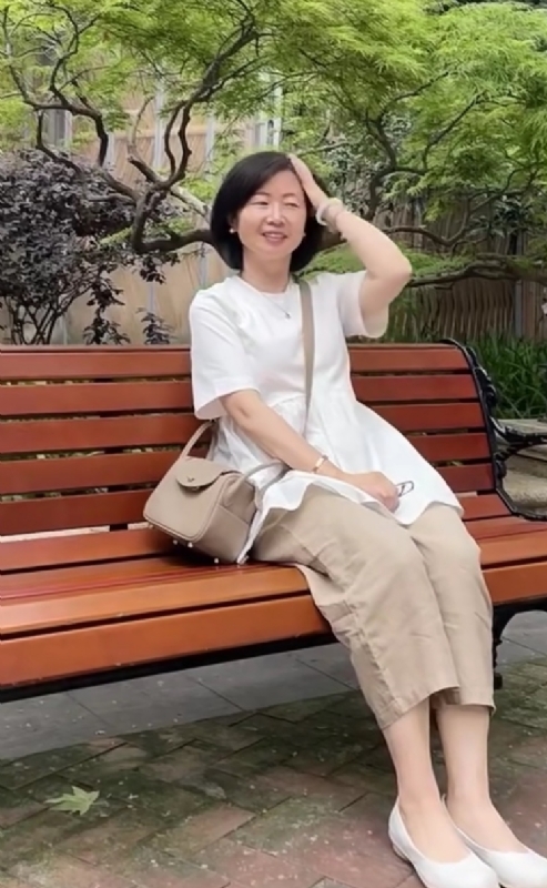 千年老母猪的第五张照片--宁波相亲服务中心