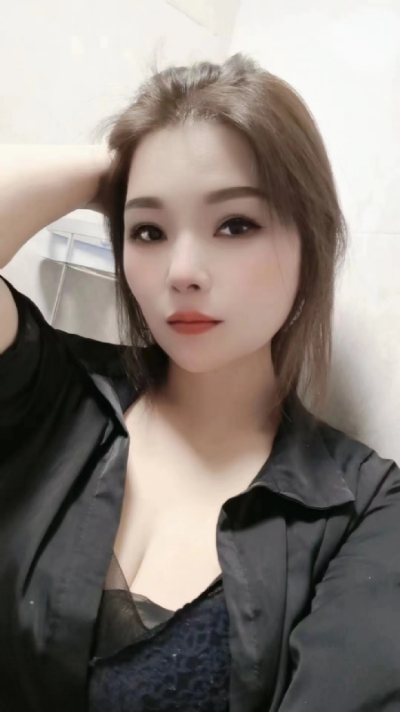 爱笑的女孩的第二张照片--宁波相亲服务中心