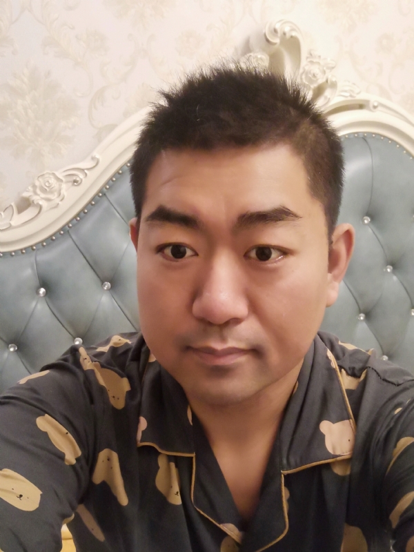 曾经的第一张照片--宁波相亲服务中心