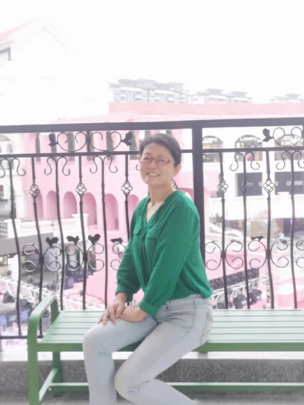 丽华的第六张照片--宁波相亲服务中心