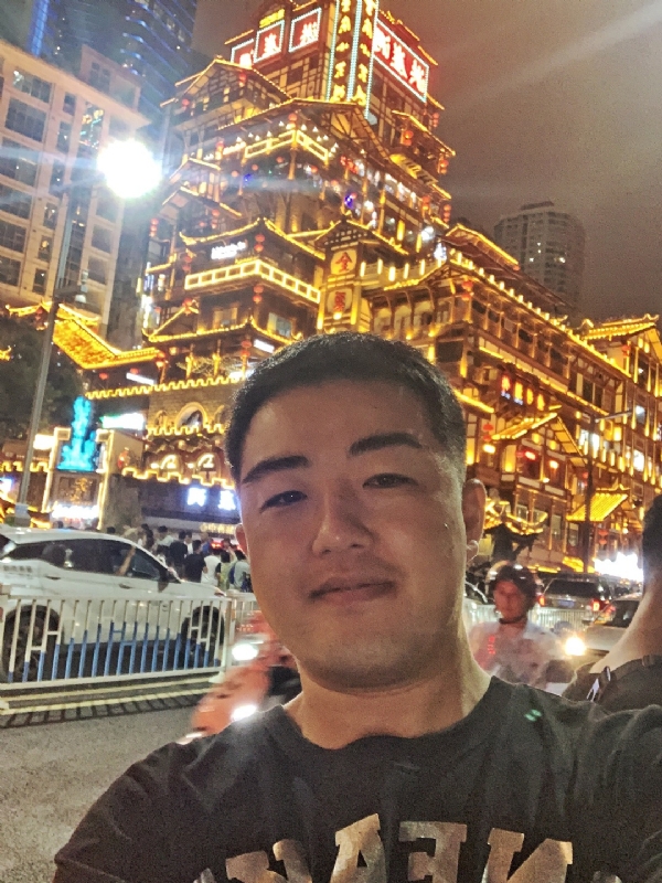 钢铁侠的第一张照片--宁波相亲服务中心