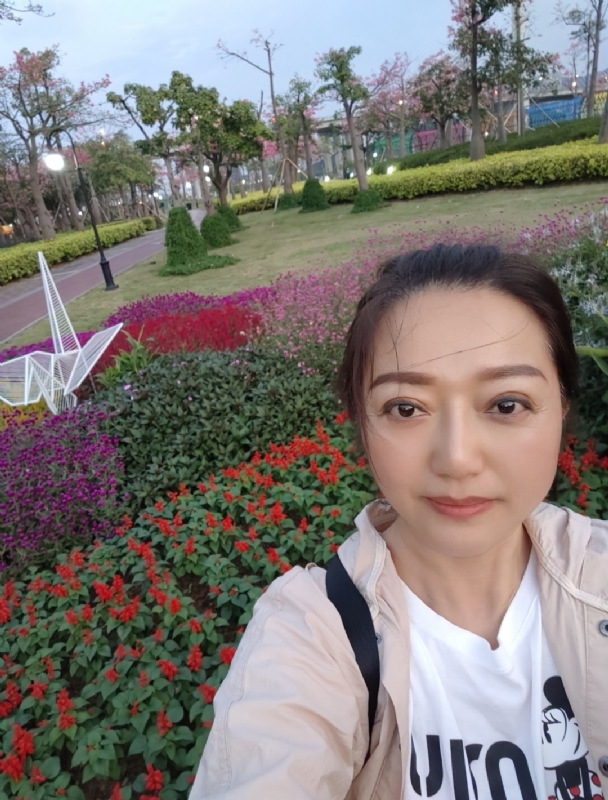 m云朵的第一张照片--宁波相亲服务中心