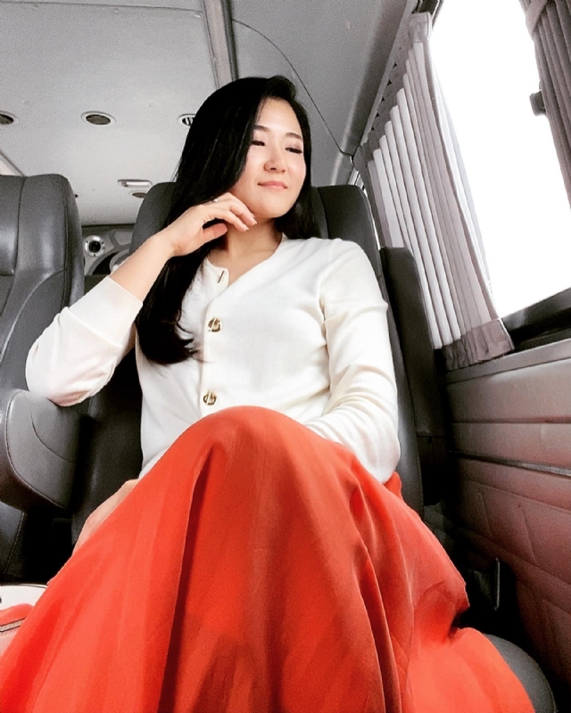 深凝久伴的第一张照片--宁波相亲服务中心