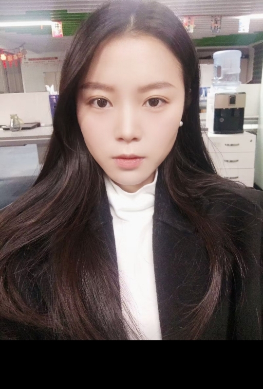 小月半的第一张照片--宁波相亲服务中心