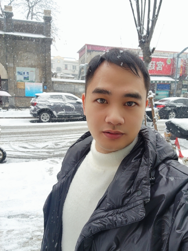 寻找合适伴侣的第一张照片--宁波相亲服务中心