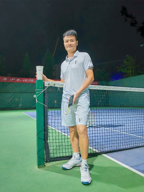 网球罗的第五张照片--宁波相亲服务中心