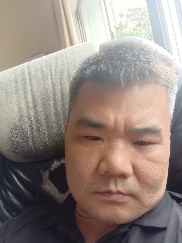 路人的第一张照片--宁波相亲服务中心