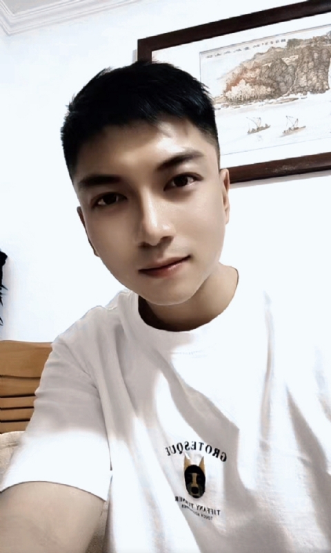 正直的火焰的第一张照片--宁波相亲服务中心