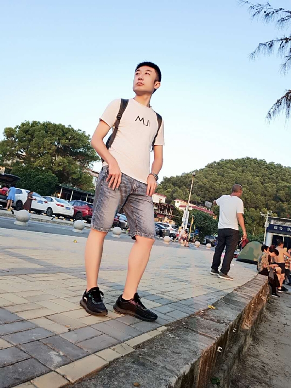 俊皓的第二张照片--宁波相亲服务中心