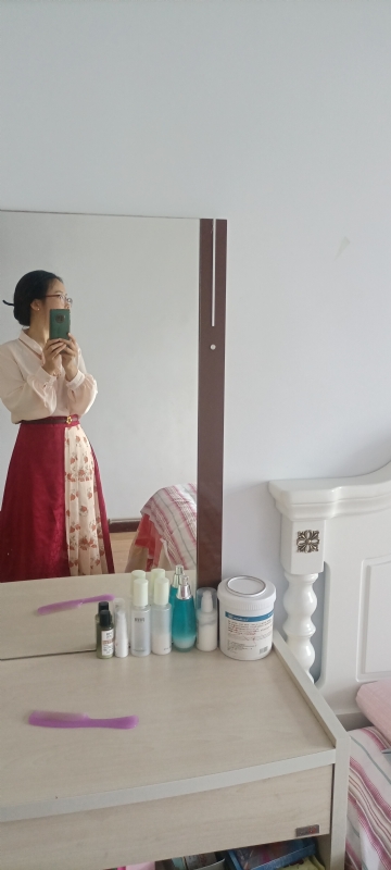 伊落梅雪笺的第一张照片--宁波相亲服务中心