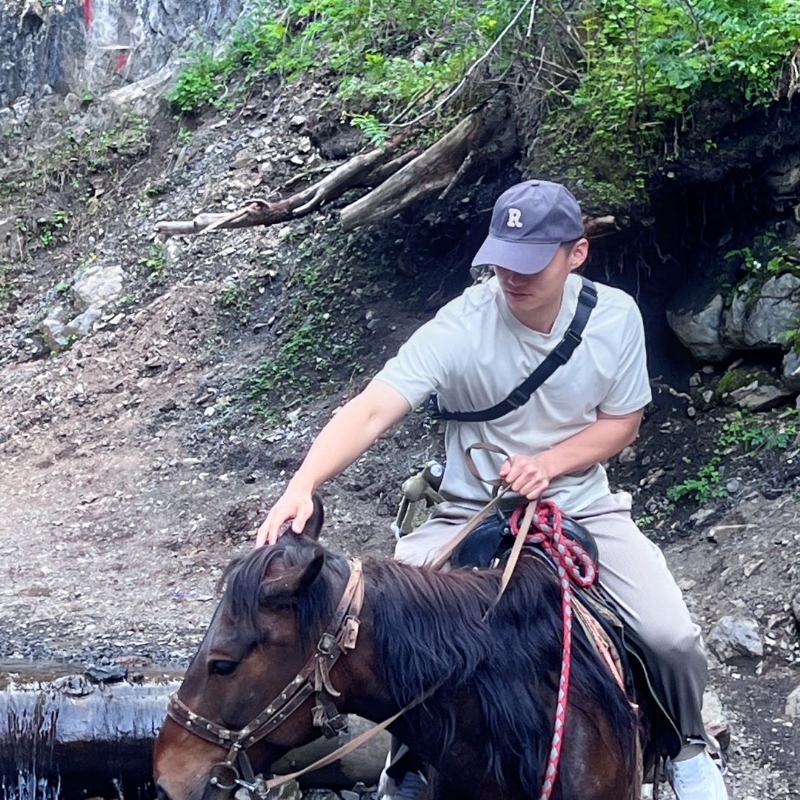 蓦然回首的第二张照片--宁波相亲服务中心