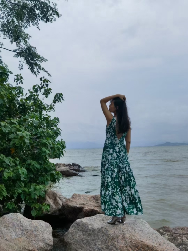 甜以待人的第四张照片--宁波相亲服务中心