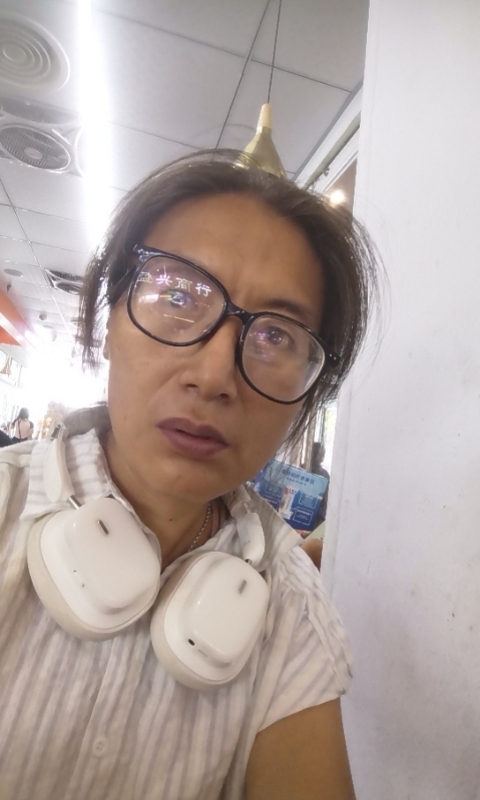 冬天的蔷薇的第三张照片--宁波相亲服务中心