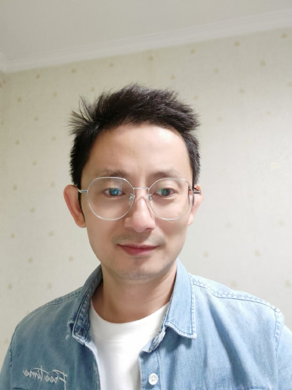 飘逸的第二张照片--宁波相亲服务中心