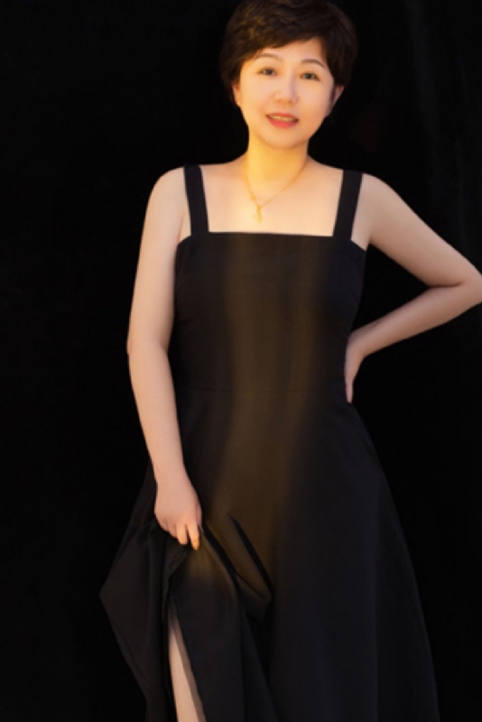 阿娜的第一张照片--宁波相亲服务中心