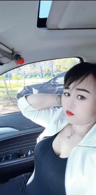 王芳燕的第五张照片--宁波相亲服务中心