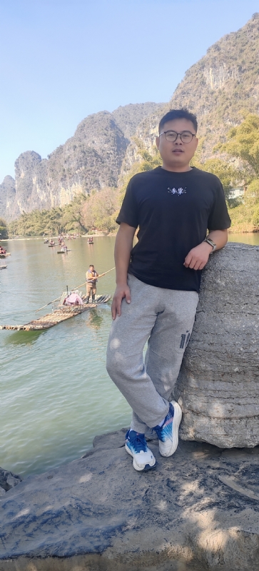 受过伤的狼的第三张照片--宁波相亲服务中心