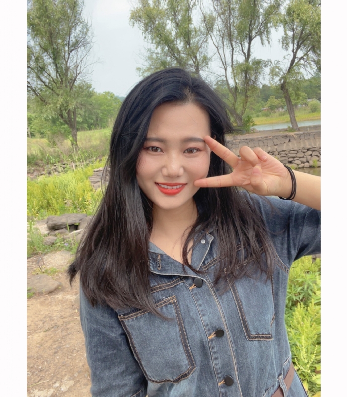 月亮的第一张照片--宁波相亲服务中心