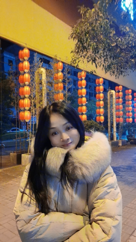 伊伊的第二张照片--宁波相亲服务中心