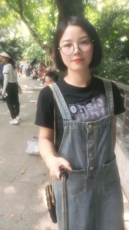 如燕的第二张照片--宁波相亲服务中心