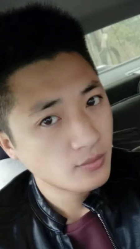 小汤米的第二张照片--宁波相亲服务中心