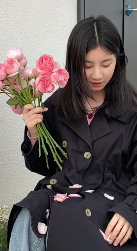 盐盐很甜的第二张照片--宁波相亲服务中心