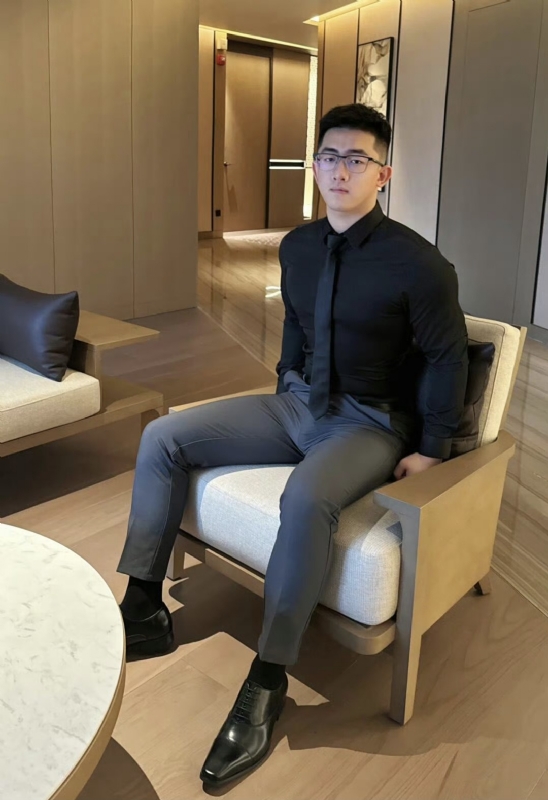 李寒外改英文可家的第一张照片--宁波相亲服务中心