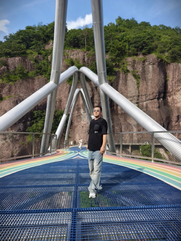 我心飞翔cjb的第二张照片--宁波相亲服务中心