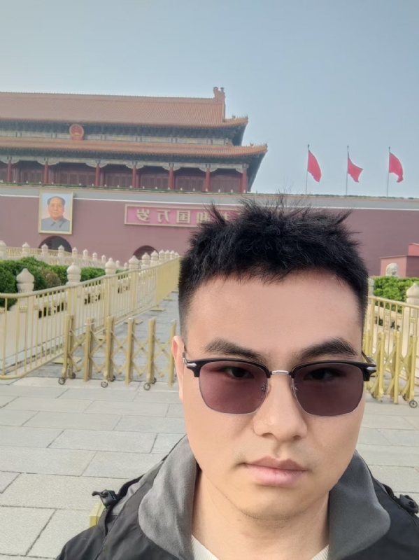 喧嚣的风的第一张照片--宁波相亲服务中心