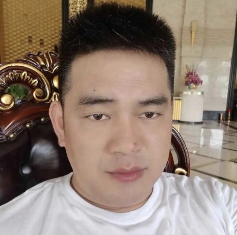 随风的第一张照片--宁波相亲服务中心