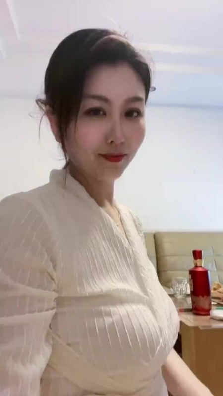 钕钕的第一张照片--宁波相亲服务中心