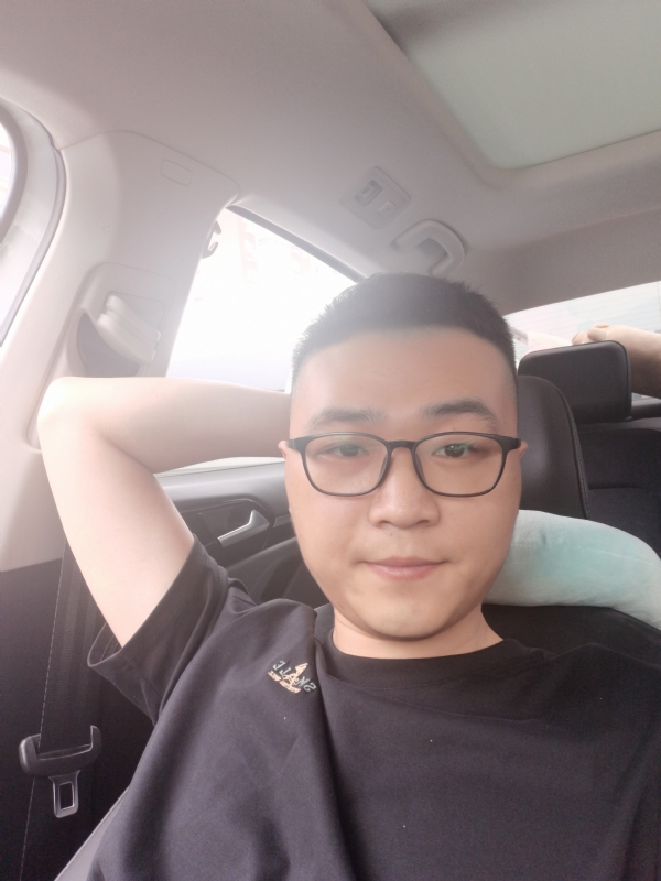 JingY的第一张照片--宁波相亲服务中心