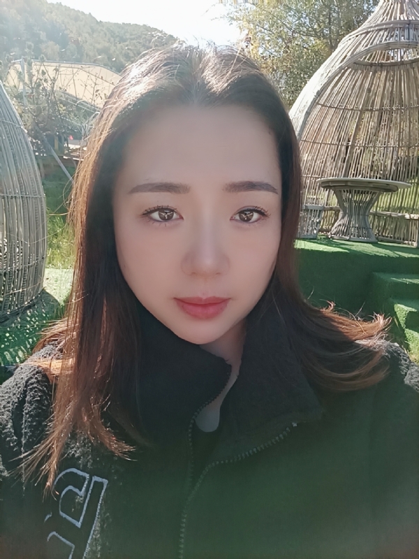 阿燕的第一张照片--宁波相亲服务中心