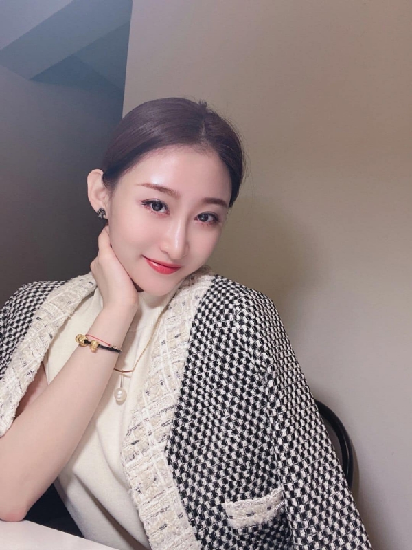 袁梓怡的第二张照片--宁波相亲服务中心