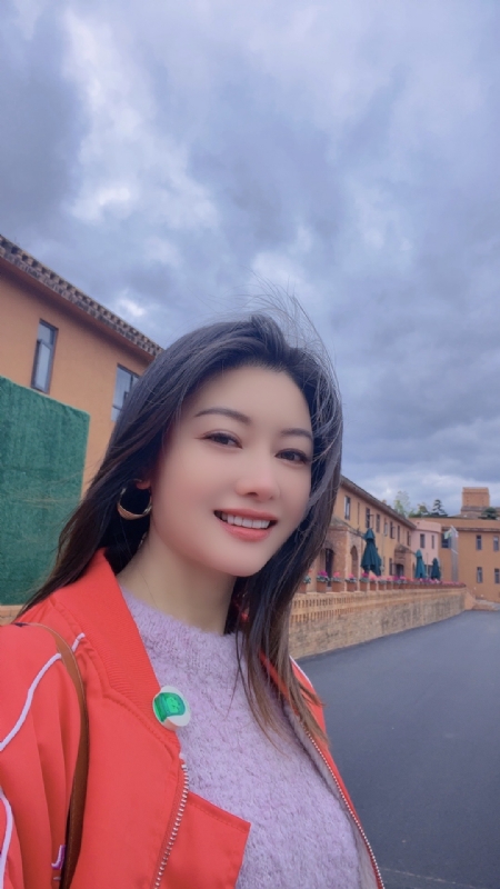 安妮的第一张照片--宁波相亲服务中心