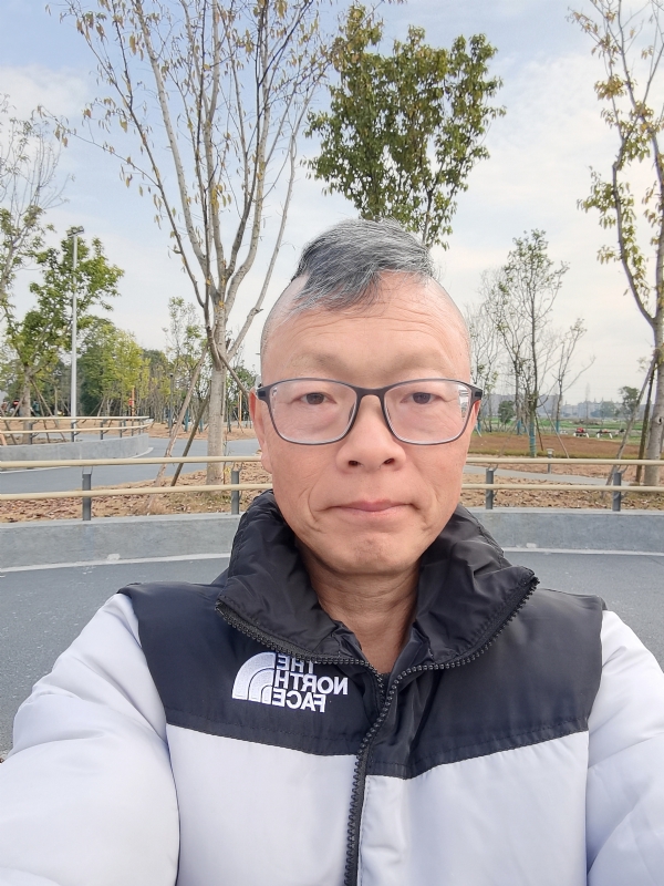 做喜欢的事的第一张照片--宁波相亲服务中心