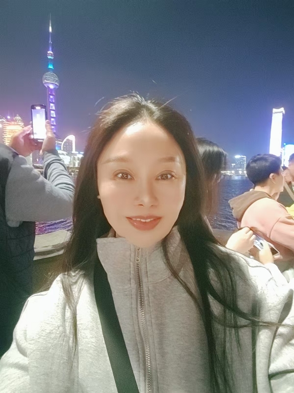宁倩的第二张照片--宁波相亲服务中心